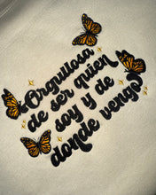 Cargar imagen en el visor de la galería, Orgullosa Embroidered Crewneck